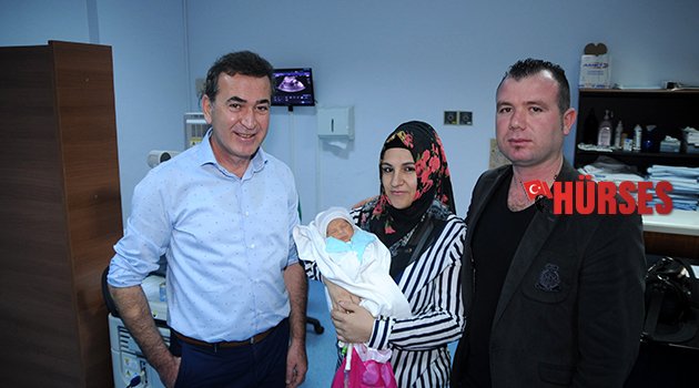 Anne karnında hayat  kurtaran operasyon