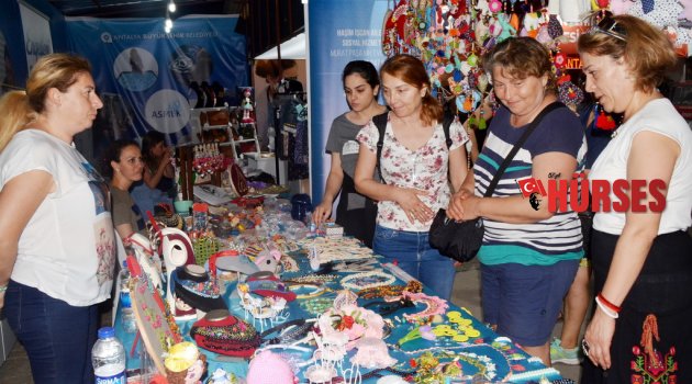 ANNELERİN SANAT HEYECANI