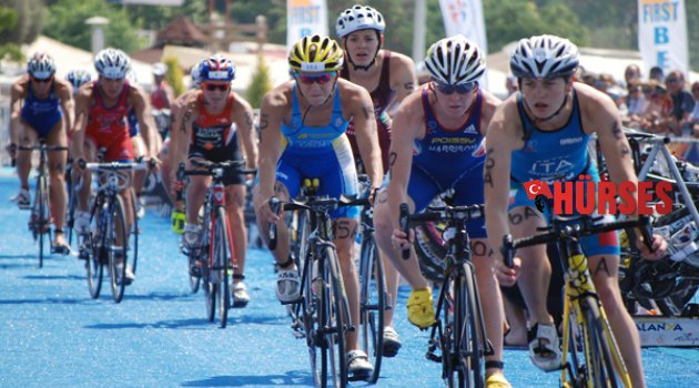 Antalya’da triatlon heyecanı