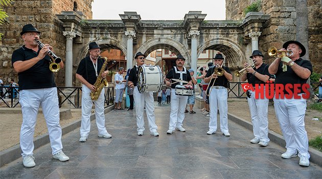 ANTALYA’NIN KALBİNDEN ÇIKAN MELODİLER