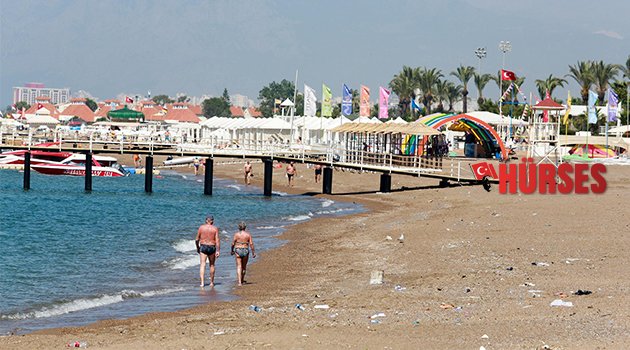 ANTALYA SAHİLLERİ BOŞ KALDI