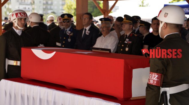 ANTALYA ŞEHİDİNE AĞLADI