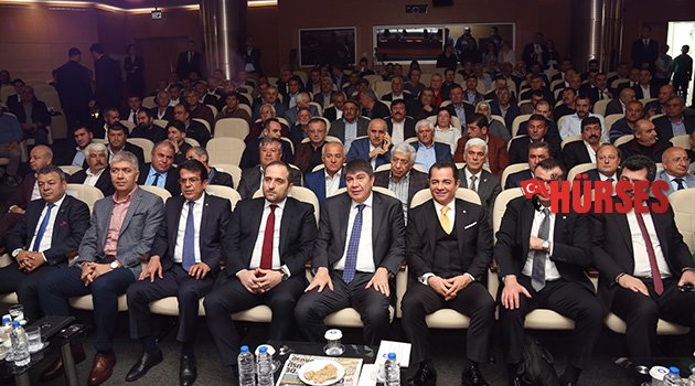 Antalya tarımda başa güreşiyor