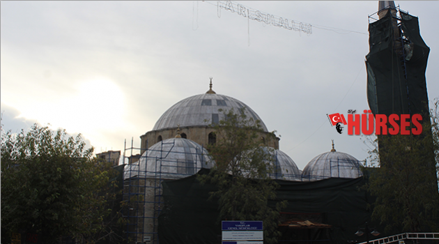 Antalya Vakıflar Bölge Müdürlüğü: Çiniler çalınmadı!