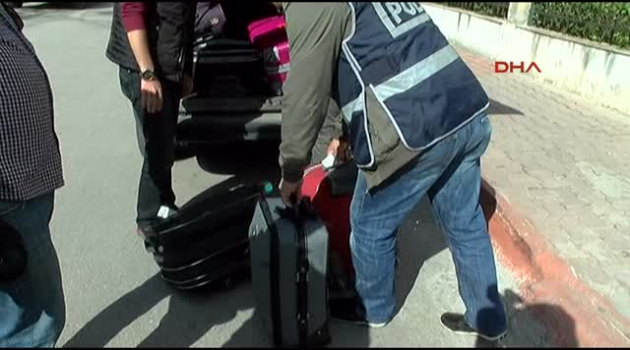 Antalya'da Fuhuş Operasyonu: 32 Gözaltı