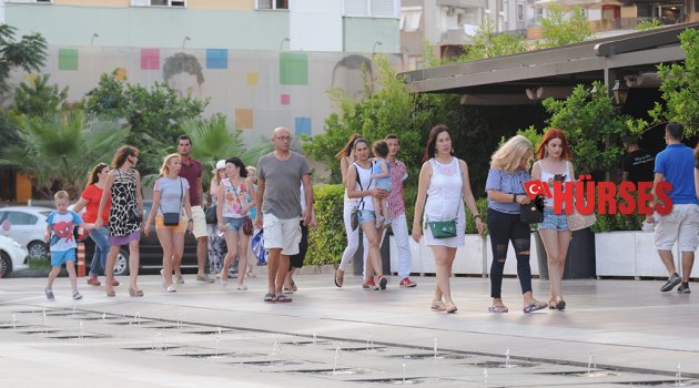 ANTALYA'DA GÜNEŞLİ HAFTA SONU