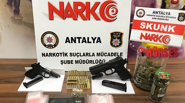 Antalya'da uyuşturucu operasyonu: 8 gözaltı