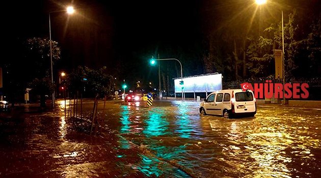 ANTALYA'DA YAĞIŞ ÇİFTÇİYİ SEVİNDİRDİ