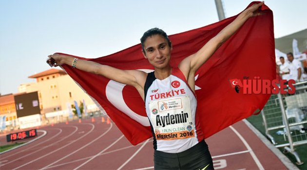 ANTALYALI ESMA’DAN ALTIN MADALYA