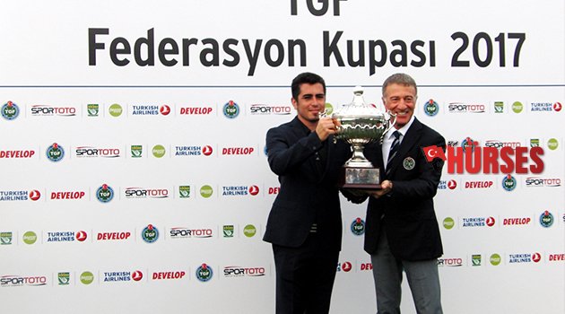 ANTALYALI GOLFÇÜ KUPAYI KAZANDI