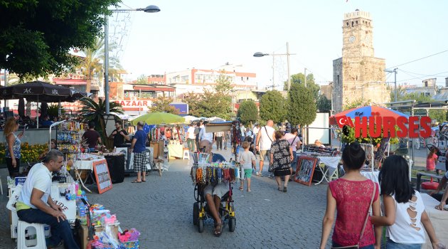 ANTALYALI SEÇMENE GÖRE : SEÇİMDE TEK PARTİ İKTİDARI HAYAL
