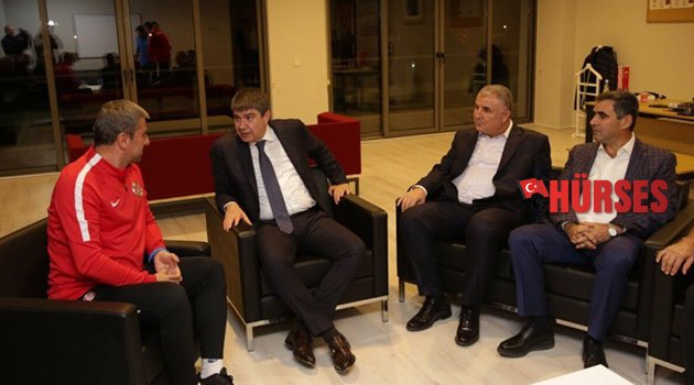 Antalyaspor başkan adayı Cihan Bulut böyle konuştu: Hamza hocanın arkasındayız