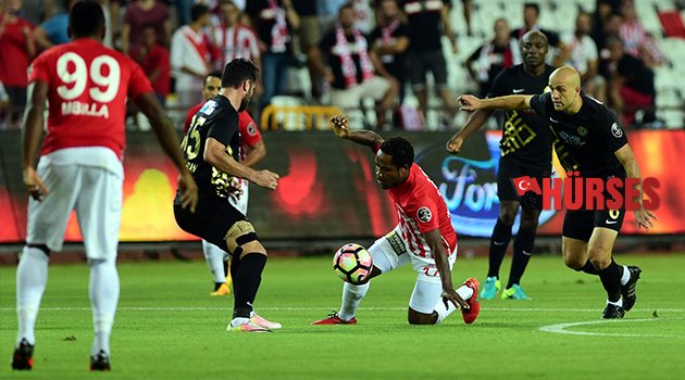 ANTALYASPOR’DA PRİM TARTIŞMASI