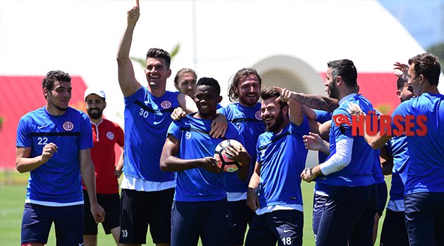 ANTALYASPOR'DA KEYİFLER YERİNDE