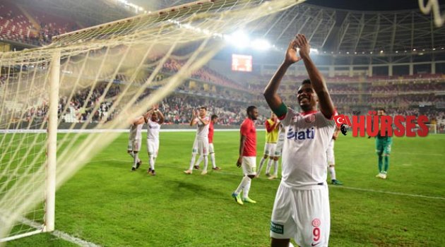 ANTALYASPOR'DA YÜZLER GÜLÜYOR
