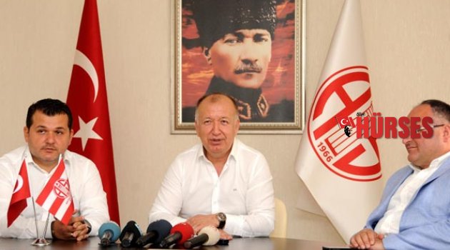 ANTALYASPOR'UN GÜNDEMİ TRANSFERLER