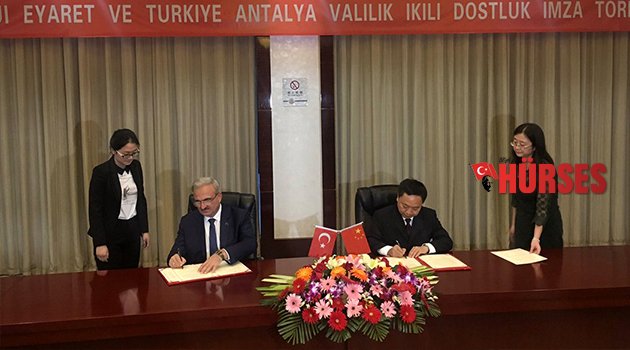 ANTALYA'YA ÇİNLİ KARDEŞ