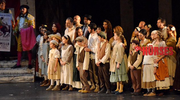 ANTDOB’UN CARMEN'İNE AYAKTA ALKIŞ