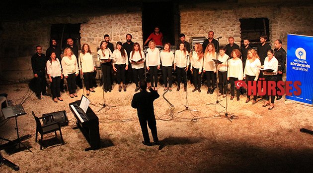 ANTİK KENTTE KONSER