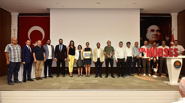 AOSB’de Karikatüristler ödüllendirildi