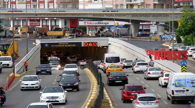 ARAÇ SAYISI 1 MİLYONA YAKLAŞTI