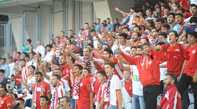 ARENA'DA İSTİFA SESLERİ