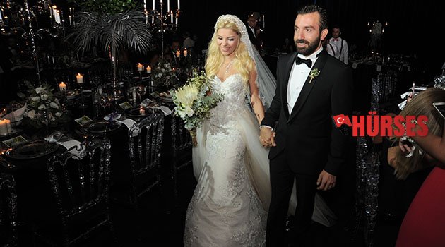 Arkadaşlıklarını aşka taşıdı
