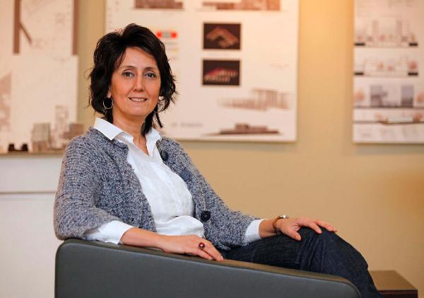 Aşkın Kuramsal Tarifini Yaptı