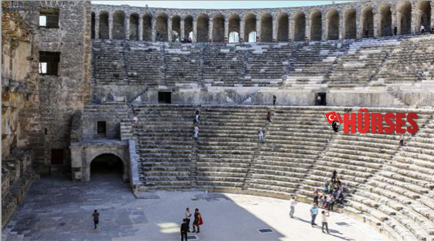 Aspendos Tiyatrosu, ziyaretçilerin gözdesi