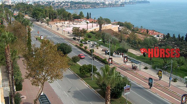 ATATÜRK PARKI KONTROLDEN ÇIKTI