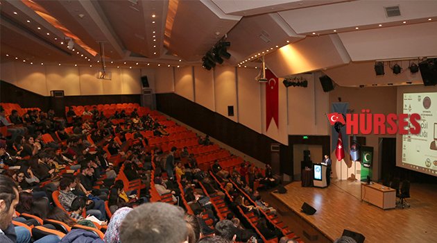 AÜ’de teknoloji bağımlılığı konuşuldu