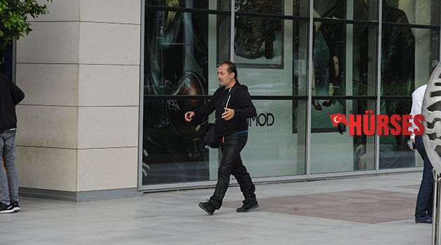 AVM GİRİŞİNDE GÖRÜNTÜLEDİK