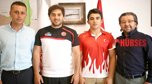 AVRUPA İKİNCİSİ GÜREŞÇİDEN ZİYARET