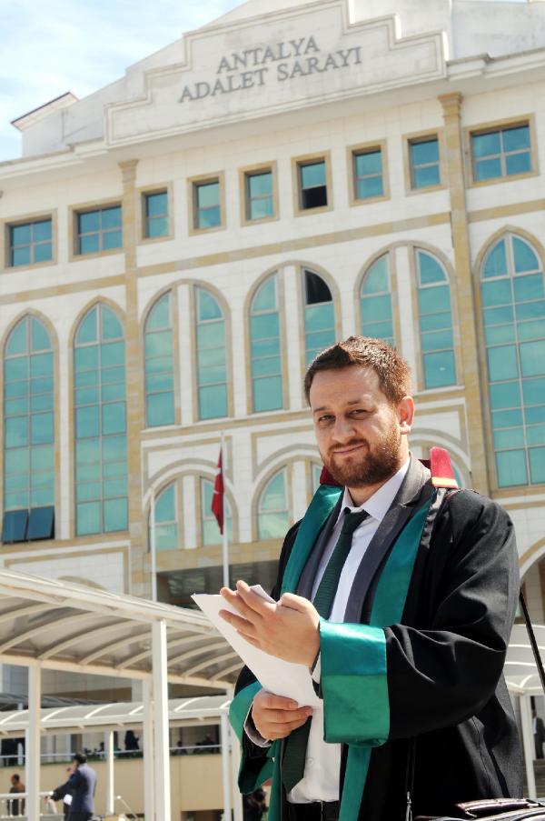 Avukata Tehdit Ve Hakarete Hapis Cezası