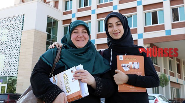 Azimli anne üniversiteyi kazandı