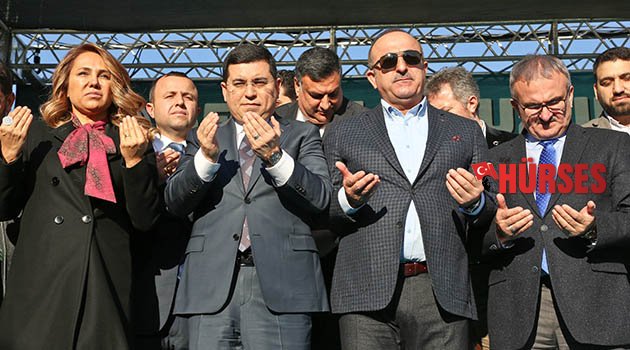 Bakan Çavuşoğlu huzurevi açtı