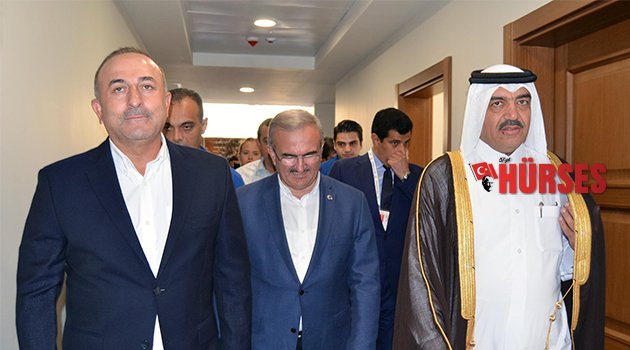 BAKAN ÇAVUŞOĞLU, KATAR MİLLİ GÜNÜ ETKİNLİĞİNE KATILDI