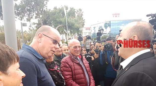 BAKAN ÇAVUŞOĞLU’NDAN MEDENİYET DERSİ