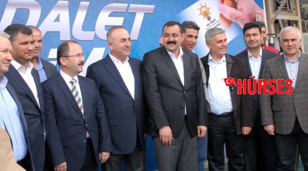 Bakan Çavuşoğlu: Vaatlerde Cem Uzan'ı geçtiler