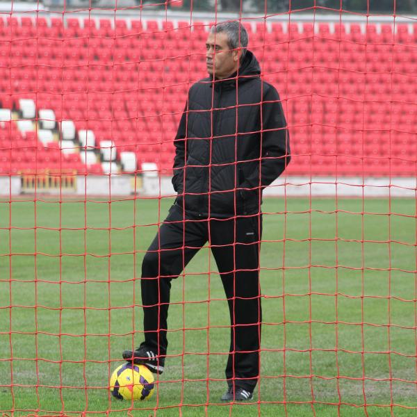 Balıkesirspor'da Özdeş'den Sonra Arayışlar Başladı