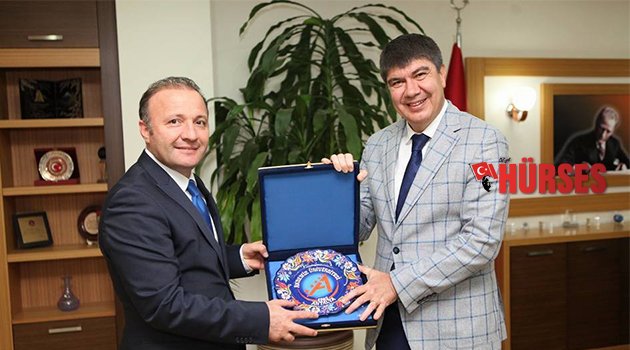 BAŞKAN TÜREL, AÜ REKTÖRÜ ÜNAL’I ZİYARET ETTİ