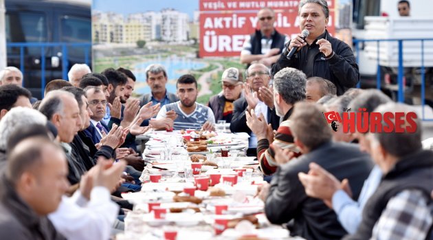 BAŞKAN UYSAL PAZARCILARLA BULUŞTU