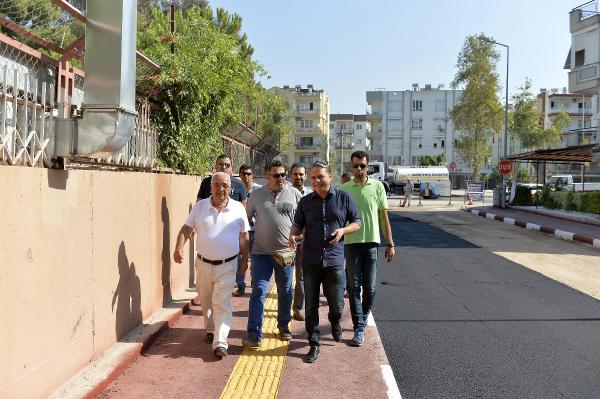 BAŞKAN UYSAL: YOLLARI YENİDEN İNŞA EDİYORUZ