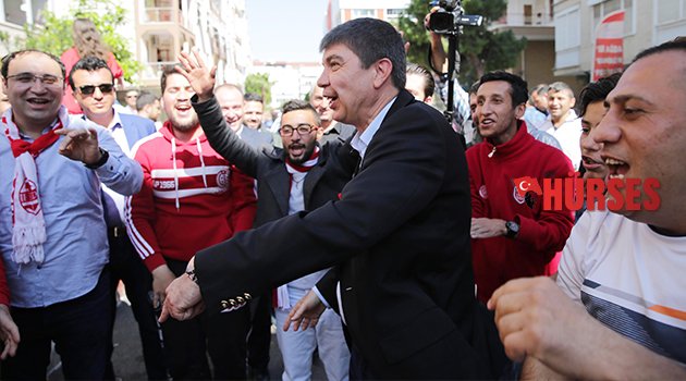 BAŞKANI TÜREL'DEN TARAFTAR GRUBU’NA ZİYARET