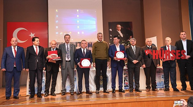 Böcek, Mersin’de Konyaaltı’nı anlattı
