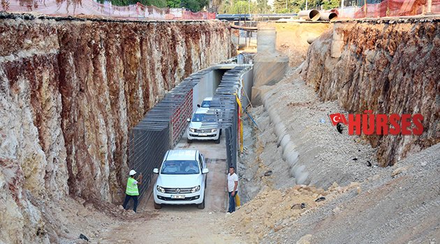 BÜYÜKŞEHİR’DEN ALTYAPIYA 104 MİLYON TL