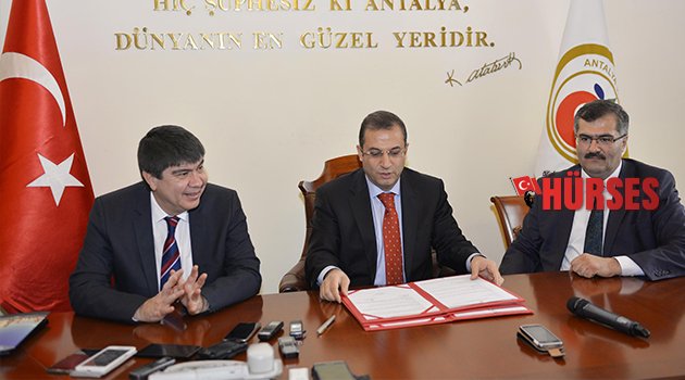 BÜYÜKŞEHİR'DEN 2 BİN 500 ÖĞRENCİYE BURS