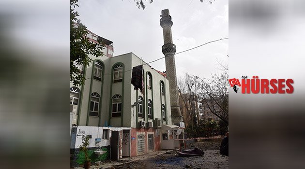 Caminin Minaresi Yıkıldı