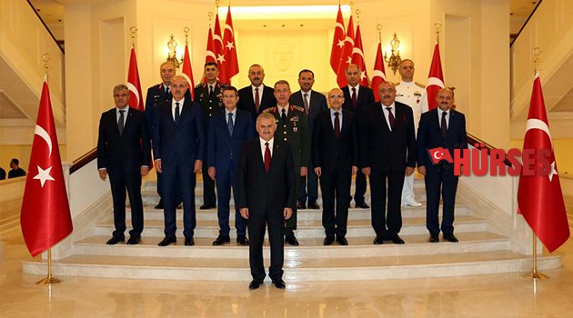 ÇAVUŞOĞLU GURURLANDIRDI