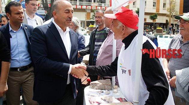 ÇAVUŞOĞLU ‘HAYIR’ STANDI ZİYARETİNDE
